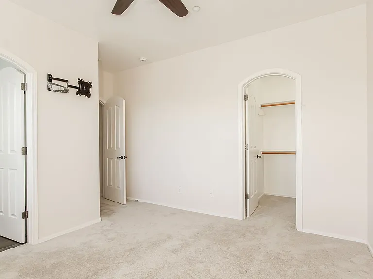 2433 W Horsetail Trl — Photo 23