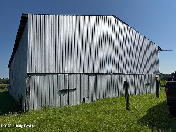 4th image of 985 Hilton Mill Rd