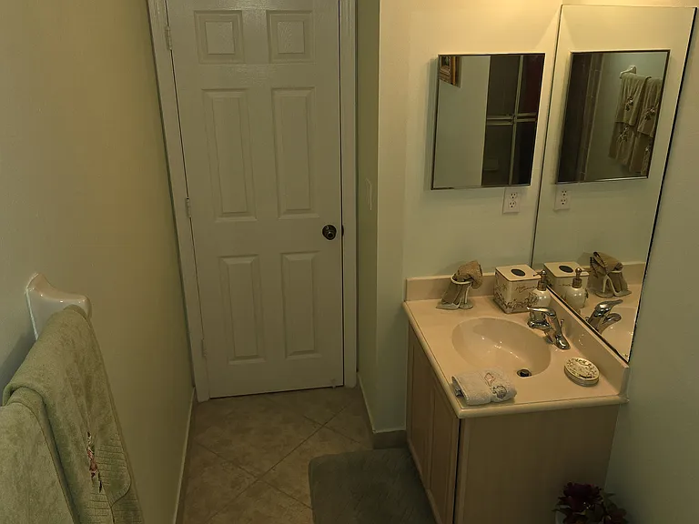 4617 SW 129th Ave — Photo 10