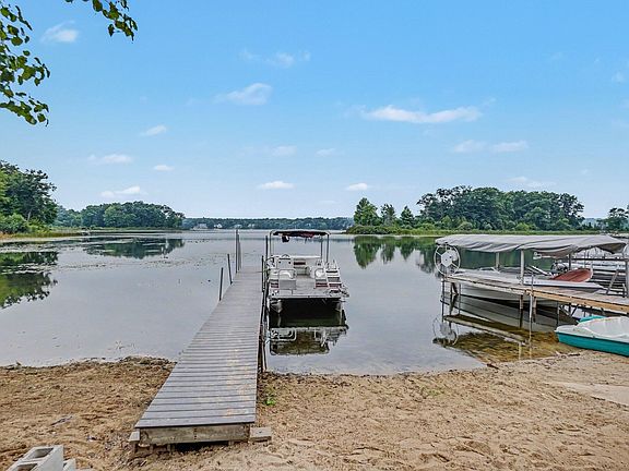 2nd image of 8215 S Island View Dr
