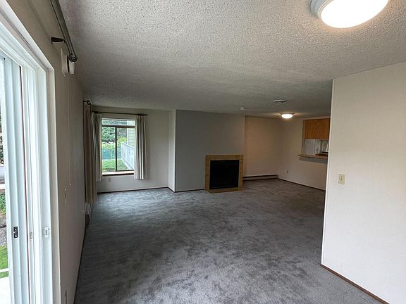 4th image of 22240 24th Ave S APT E39
