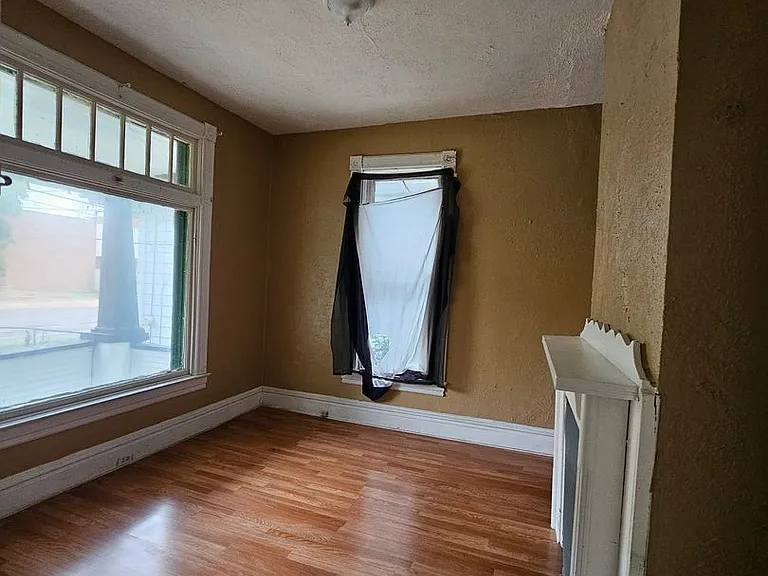 1812 NE Monroe St — Photo 10
