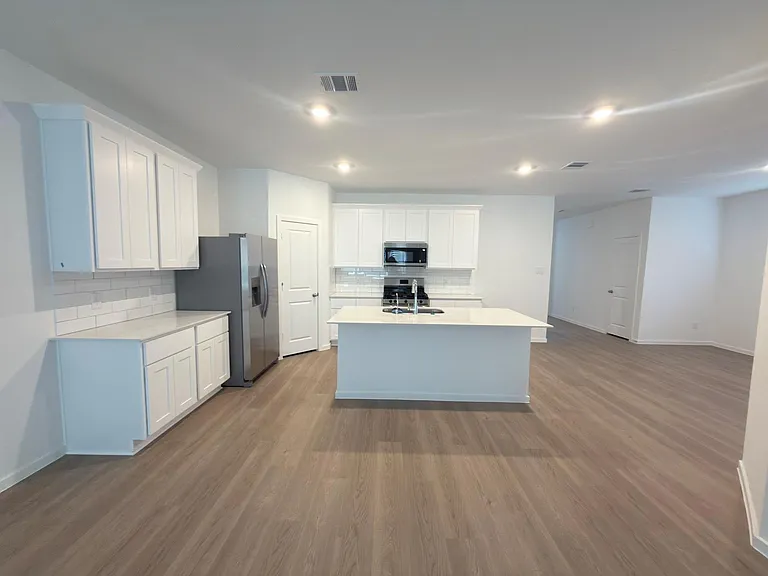 9122 Serene Haven Dr — Photo 5