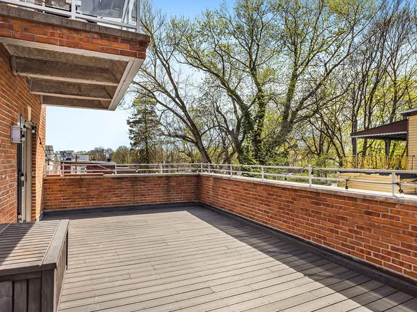 1224 Prospect Avenue image 1 of 6