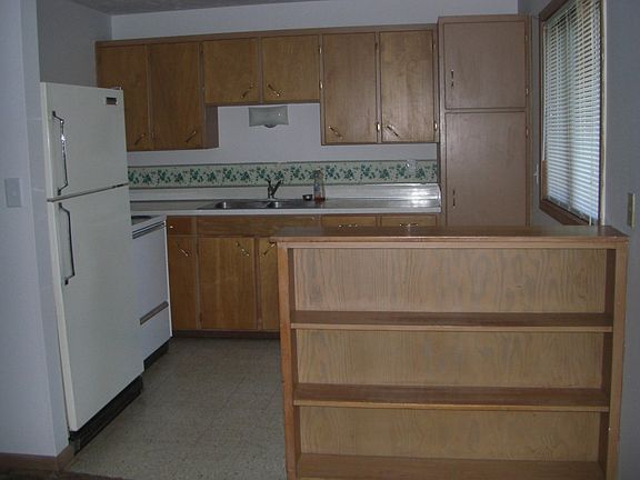 Open kitchen