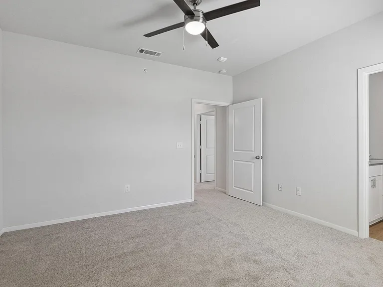 Stone Creek Flats - Brand New Apartments in Sherman, Texas — Photo 57