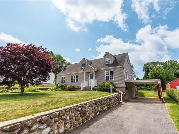 24 Roseleah Drive, Waterford, CT 06385