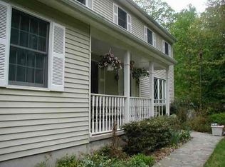 26 Hamptonburgh Rd, Campbell Hall, NY 10916