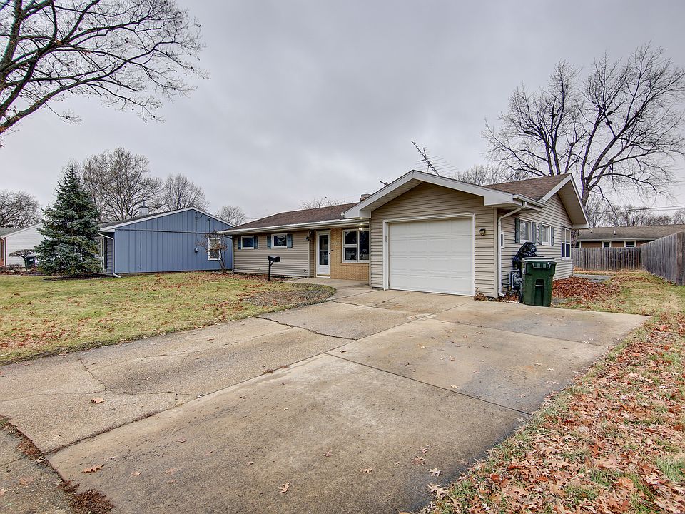 1406 E 19th St, Sterling, IL 61081 Zillow
