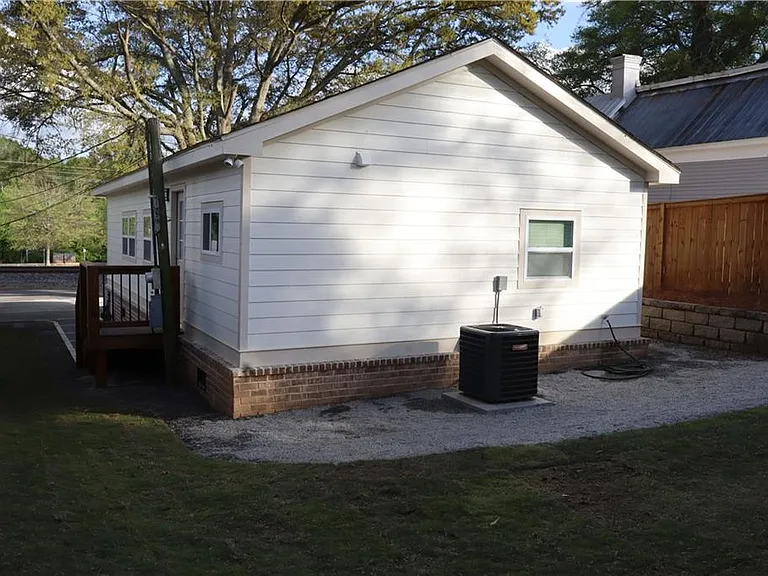 5120 Railroad Ave — Photo 24