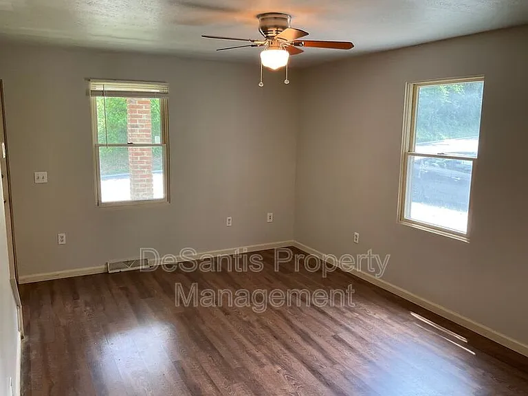 168 Center Ave #1 — Photo 6
