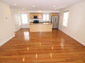 76 Seaver St, Boston, MA