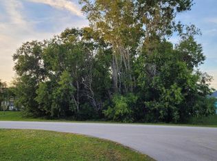 2386 SE Charleston Dr, Pt Saint Lucie, FL 34953