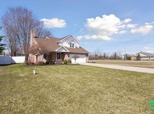 2975 Churchhill Ln, Saginaw, MI