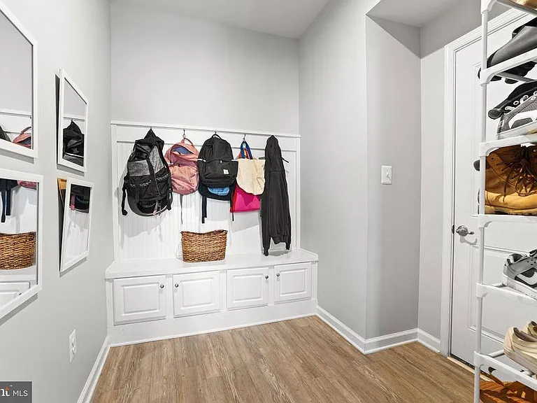 12405 Southington Dr — Photo 21