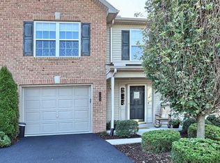 1104 Cross Creek Dr, Mechanicsburg, PA 17050