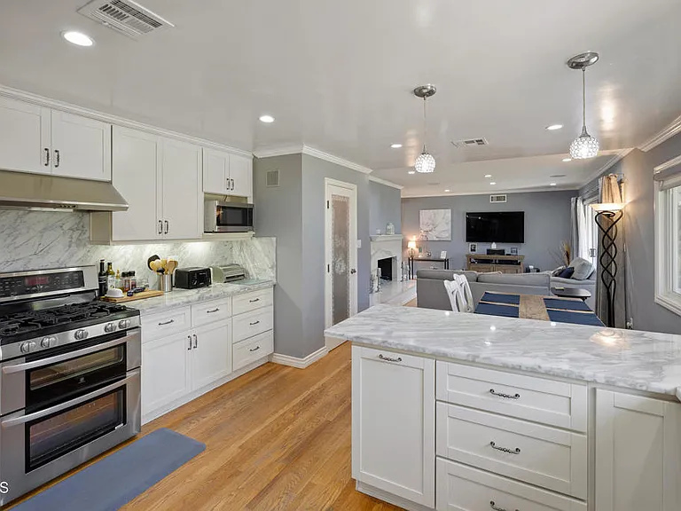 142 W Santa Anita Ter — Photo 19
