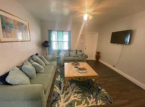 2nd image of 1700 NW 4th St #2