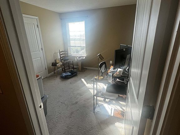 5th image of 2365 New Holland Cir