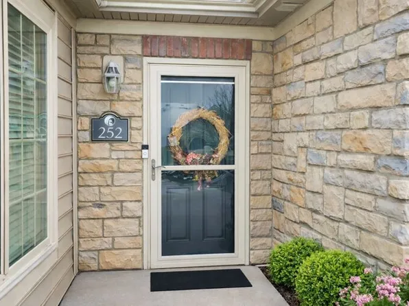 252 Fair Meadow Dr, Washington, PA 15301