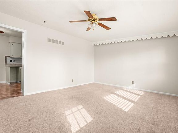 4th image of 303 SW 5th St