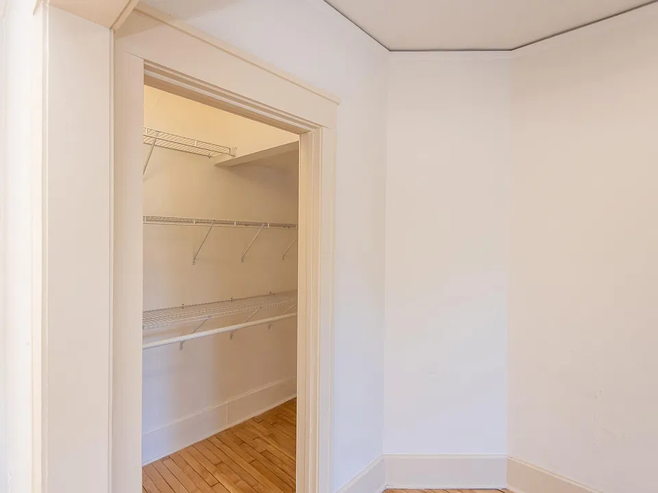 Bonus walk in storage closet in entryway
