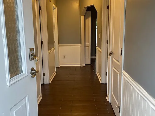 723 Creekside Dr, Huron, OH 44839