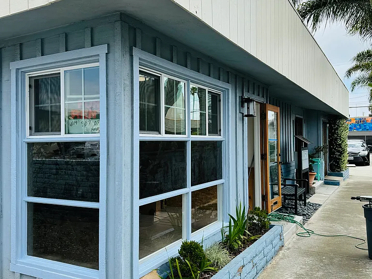 4851 Santa Monica Ave — Photo 1