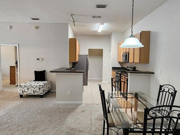 5th image of 7036 Deer Lodge Cir Unit 108