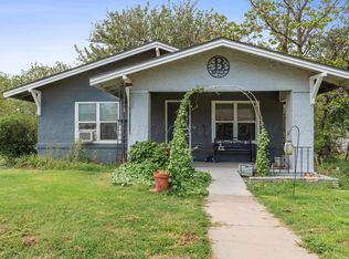 710 Goodnight St, Clarendon, TX 79226