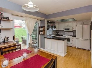 3479 Burbank Dr, Ann Arbor, MI 48105