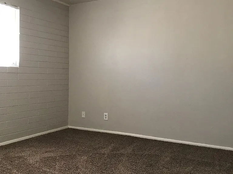 Alexsi Apartments — Photo 10