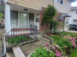 71-33 165th St, Fresh Meadows, NY 11365