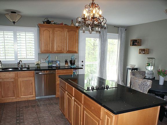 5th image of 235 Chianti Ct
