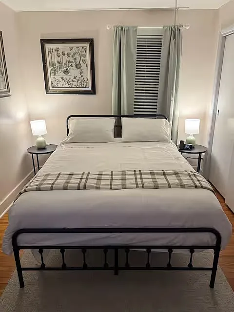 3 bed, 1450 sqft, $2,400 — Photo 4