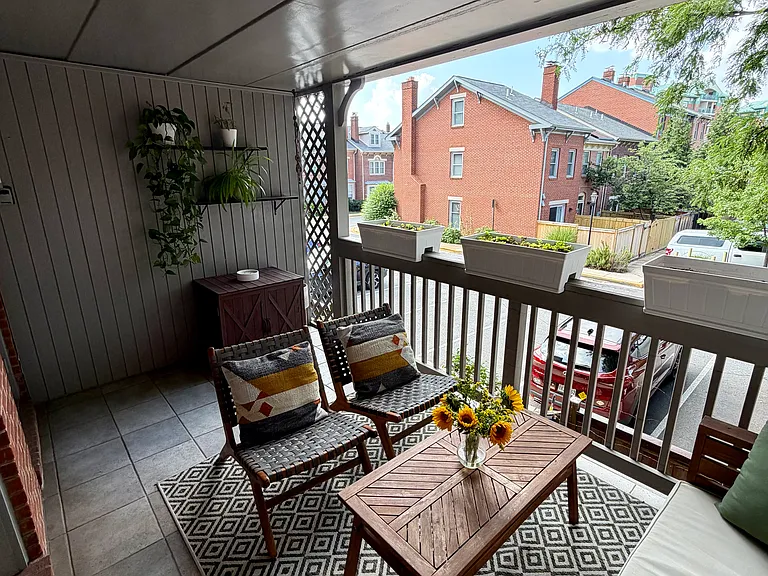 1415 Oronoco St — Photo 11