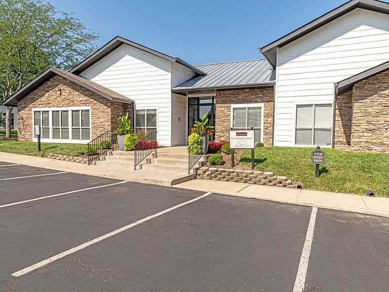 Leasing Office