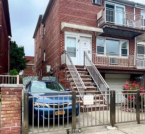 2nd image of 44 Bay 22nd St