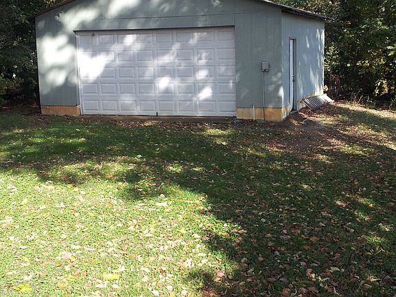 Building in back yard