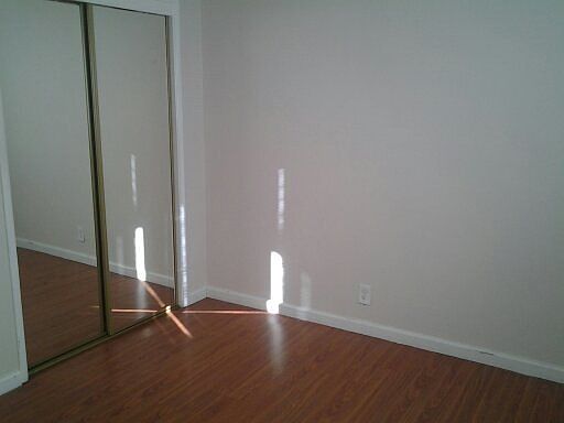 5th image of 684 Vine St APT 1