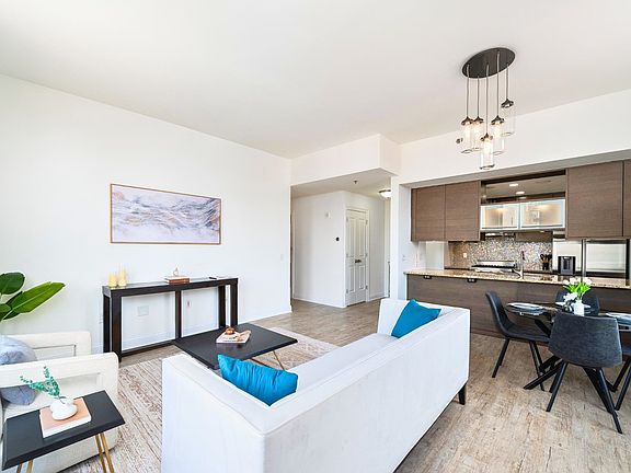 3rd image of 10 Regent St APT 807