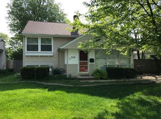 359 May Ave, Glen Ellyn, IL 60137