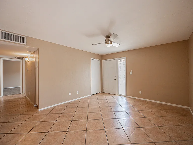 922 S Acapulco Ln #C — Photo 5