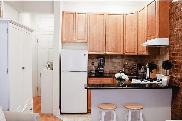 Rented by (Legacy) NY Quality Living Uptown | media 16