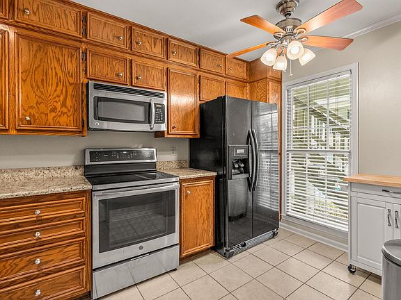 5th image of 416 N Pierce St APT 15
