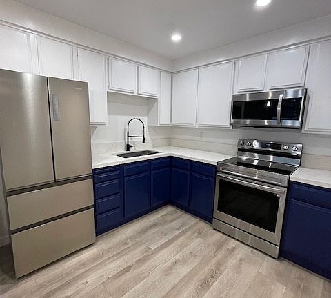 Large kitchen