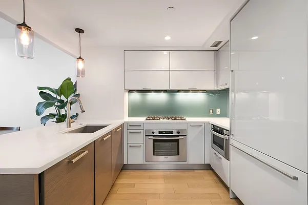 Rented by MNS | media 15