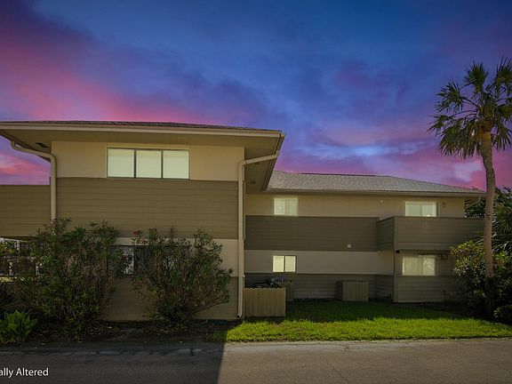 3rd image of 64 Crosscreek Rd #28-D