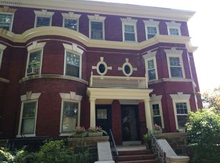 160 Salisbury Rd, Brookline, MA 02445