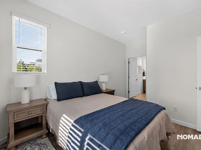 9695 Browns Peak Cir — Photo 11